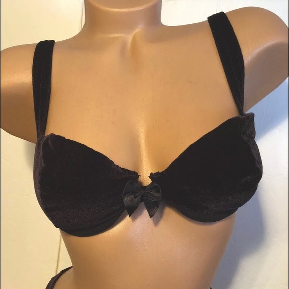 Vintage Victoria’s Secret bra & panty black velour - Picture 2 of 16